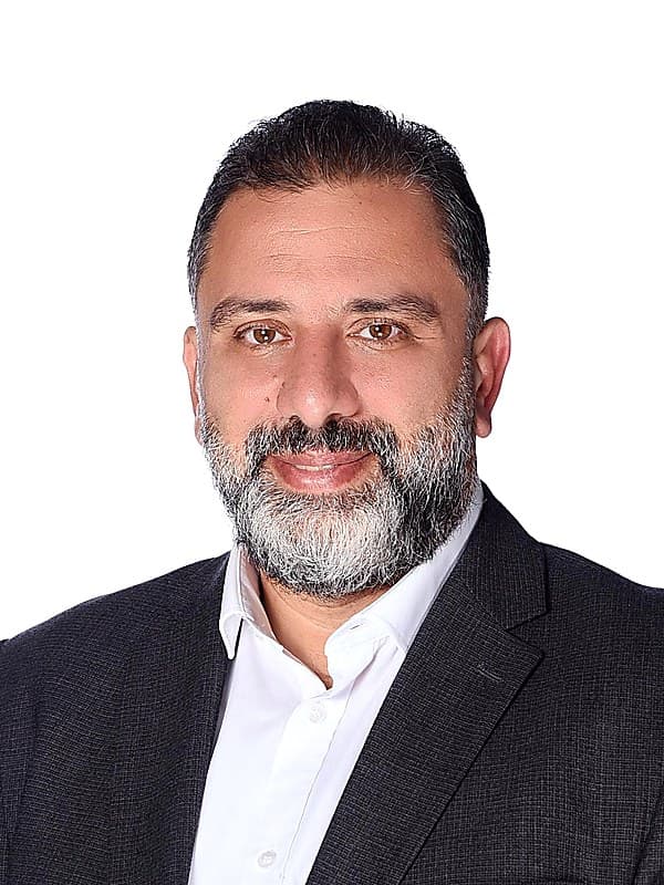 أحمد يسري